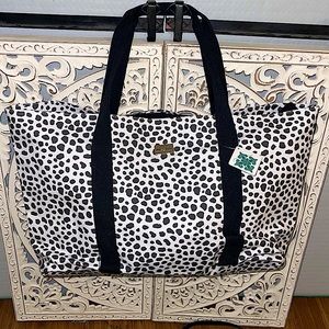 🆕🖤JANE MARIE: Oversized Spotted Beach Bag